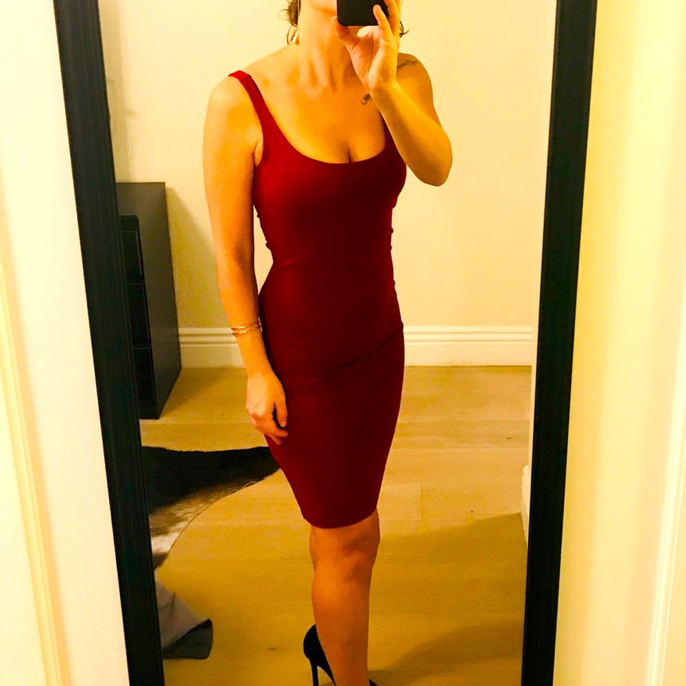 Sexy red bodycon with back slit